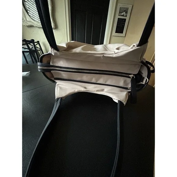 Large Kate Spade Diaper Bag Tan/pink Nylon Easy Wipe Down Shoulder Strap Clean - Picture 4 of 15